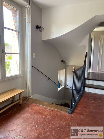 Vente Maison maison ancienne 9 pièces 247.5 m² Toucy 89130