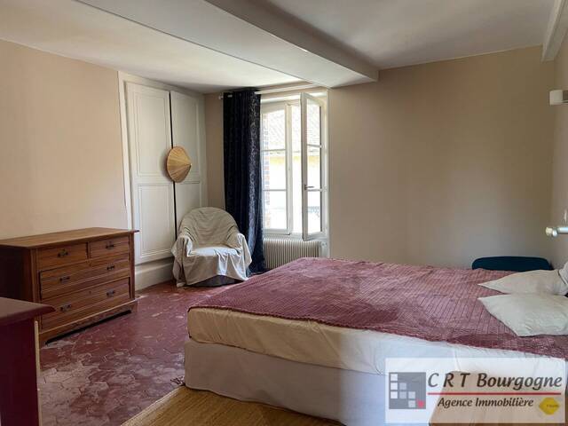 Vente Maison maison ancienne 9 pièces 247.5 m² Toucy 89130
