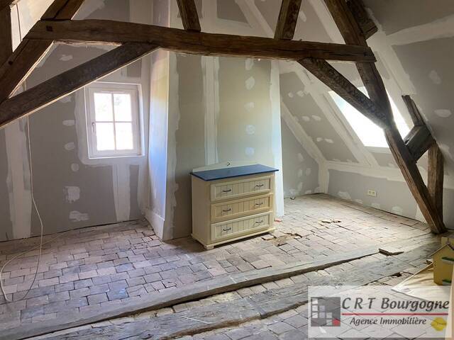 Vente Maison maison ancienne 9 pièces 247.5 m² Toucy 89130