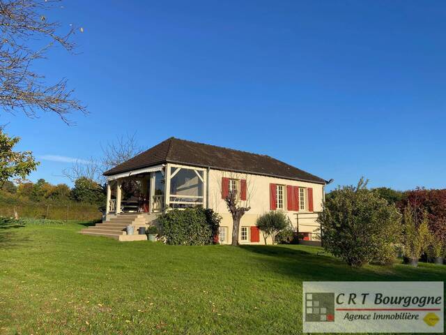 Vente Maison propriété 8 pièces 240 m² Toucy 89130