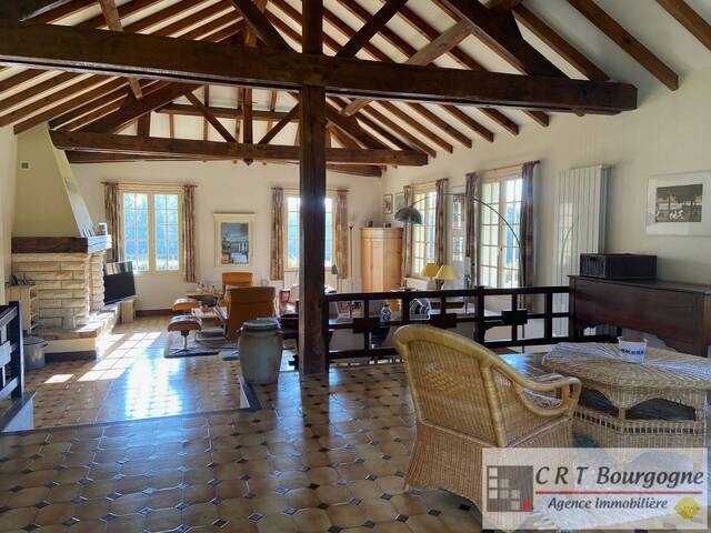 Vente Maison propriété 8 pièces 240 m² Toucy 89130