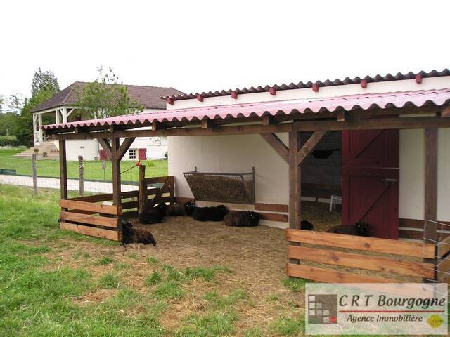 Vente Maison propriété 8 pièces 240 m² Toucy 89130