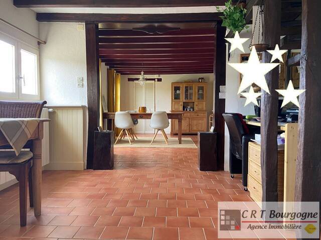 Vente Maison propriété 8 pièces 240 m² Toucy 89130