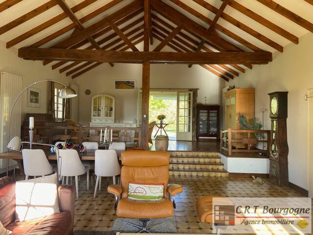 Vente Maison propriété 8 pièces 240 m² Toucy 89130