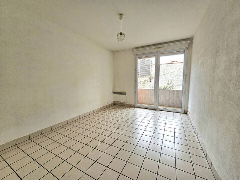 Location appartement 1 pièce 21 m² à Aubière 63170 - 395 €