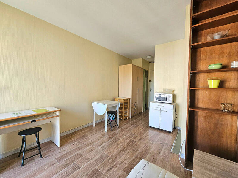 Location appartement 1 pièce 18 m² à Clermont-Ferrand 63000 - 397 €