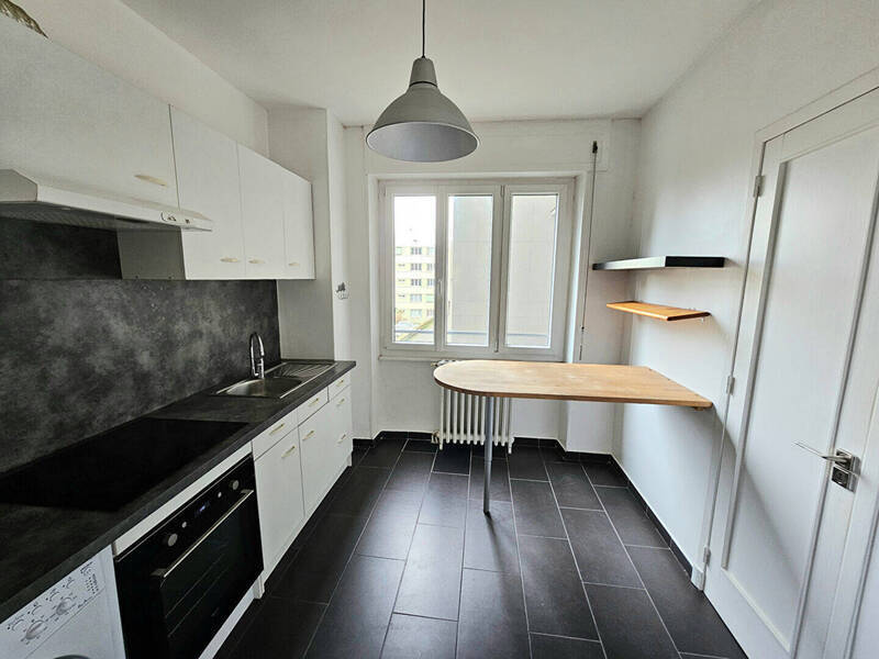 Rent apartment appartement 2 rooms 47 m² in Clermont-Ferrand 63000 - 650 €
