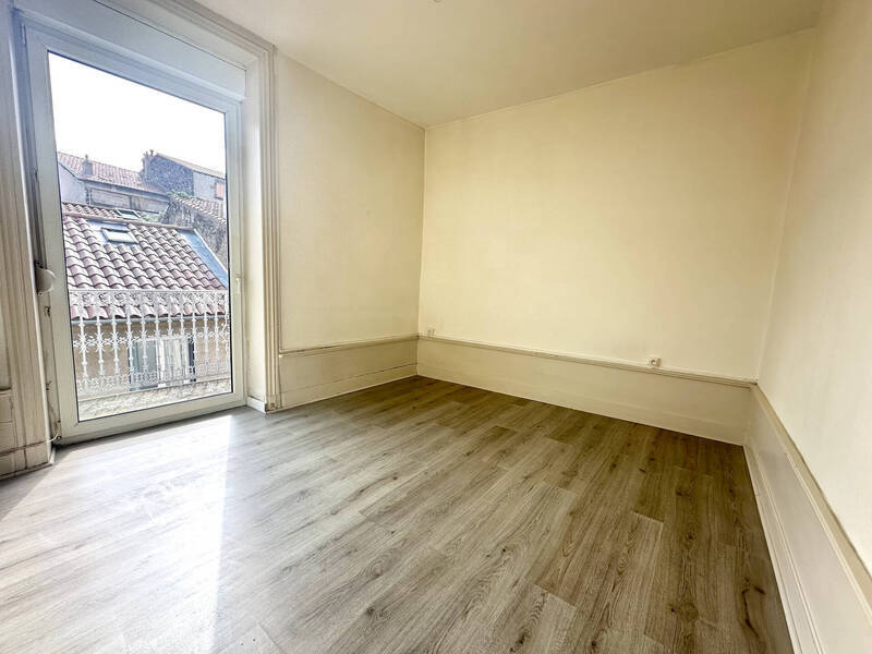 Rent apartment appartement 2 rooms 25 m² in Beaumont 63110 - 410 €