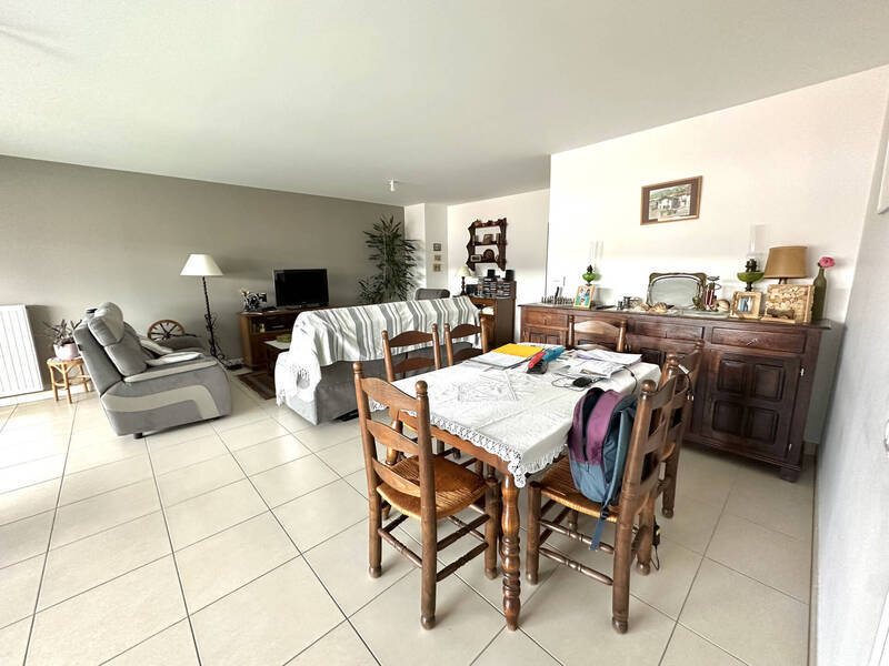 Rent apartment appartement 4 rooms 101.9 m² in Aubière 63170 - 1 077 €