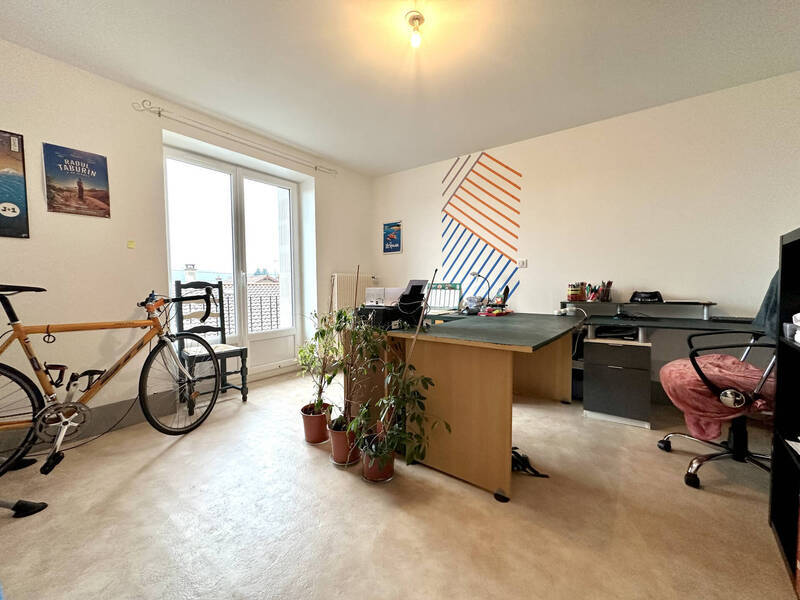 Location maison 5 pièces 106.23 m² à Beaumont 63110 - 810 €