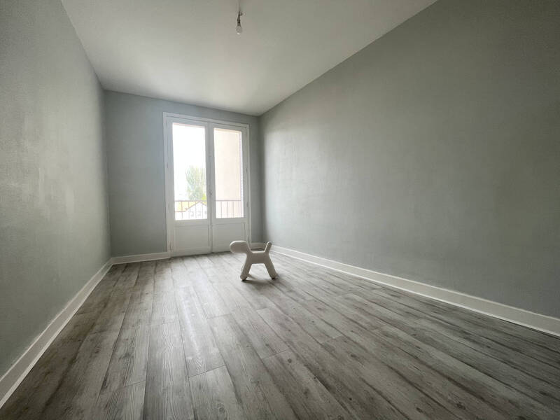 Rent apartment appartement 3 rooms 64 m² in Clermont-Ferrand 63000 - 736 €