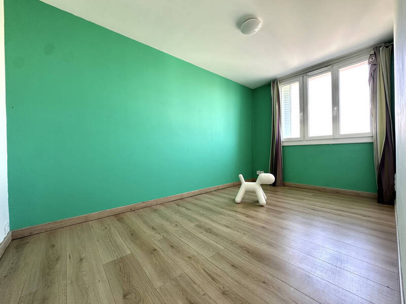 Location appartement 4 pièces 78.77 m² à Clermont-Ferrand 63000 - 950 €