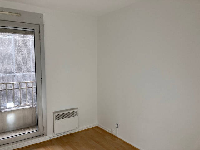 Location appartement 2 pièces 47 m² à Clermont-Ferrand 63000 - 598 €