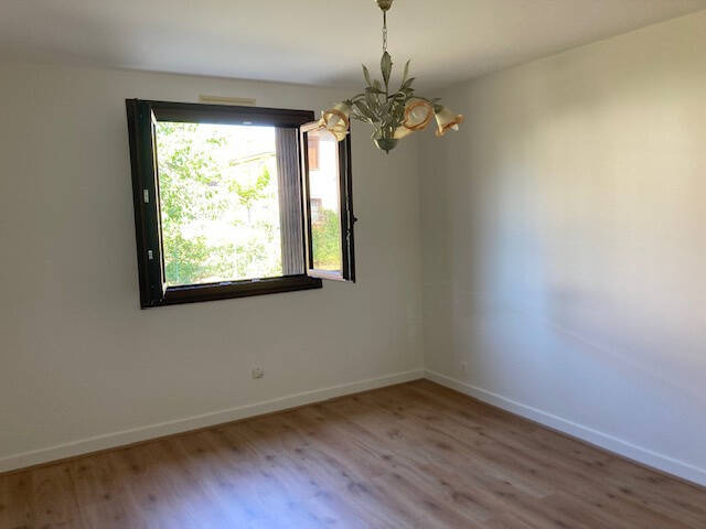 Location appartement 2 pièces 50 m² à Aubière 63170 - 536 €