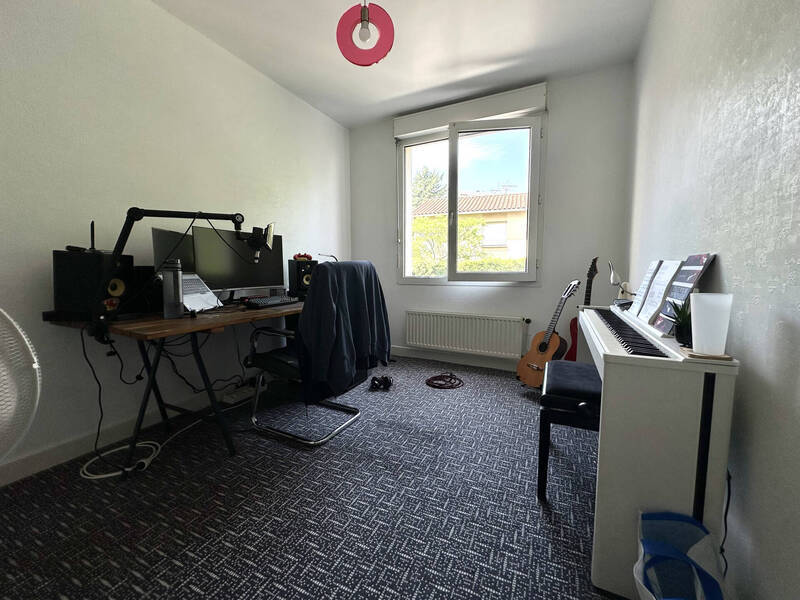 Location appartement 4 pièces 87.97 m² à Clermont-Ferrand 63000 - 940 €