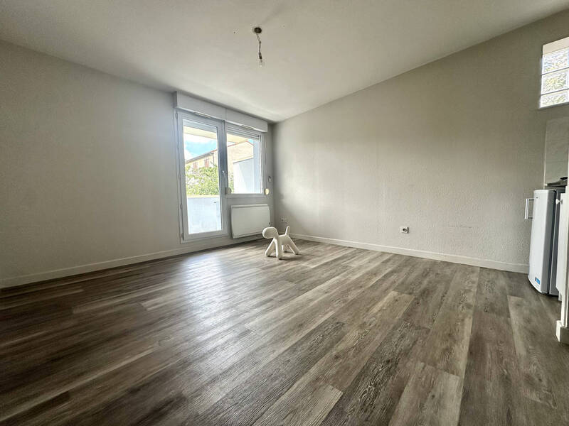 Rent apartment appartement 2 rooms 31.2 m² in Beaumont 63110 - 576 €
