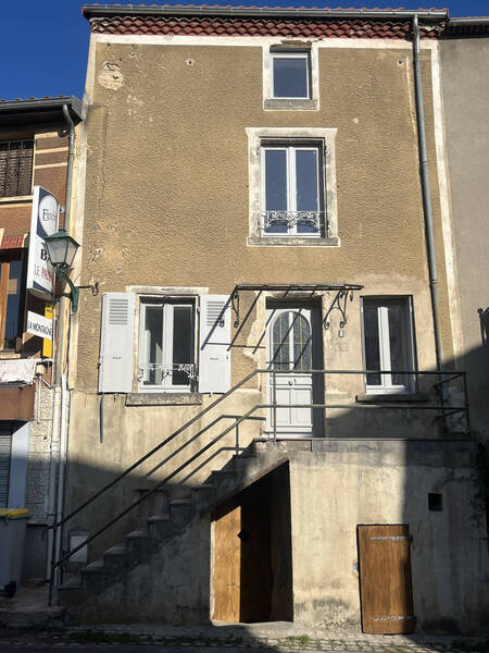 Rent house maison de village 3 rooms 75 m² in Chanonat 63450 - 800 €