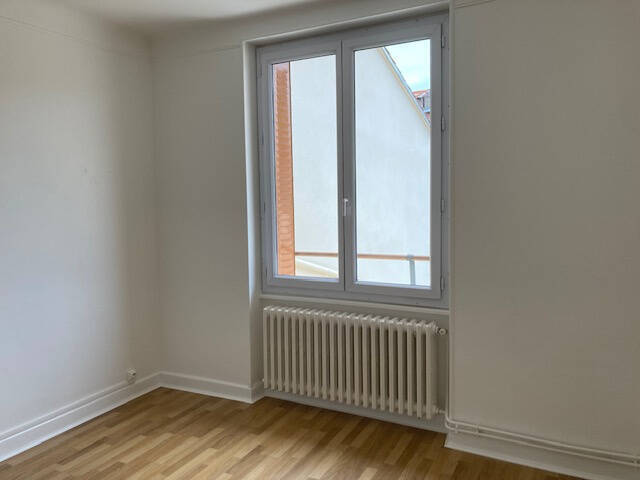 Rent apartment appartement 3 rooms 72 m² in Beaumont 63110 - 620 €
