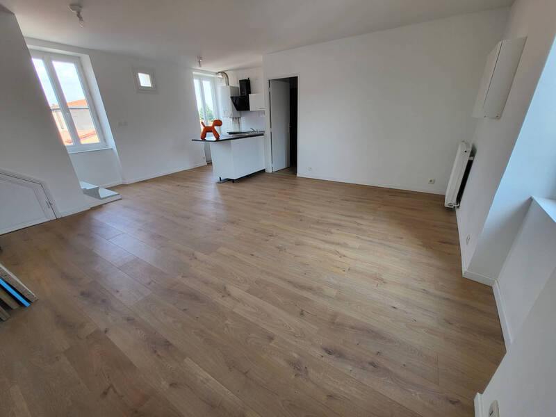 Rent apartment appartement 3 rooms 57 m² in Aubière 63170 - 765 €