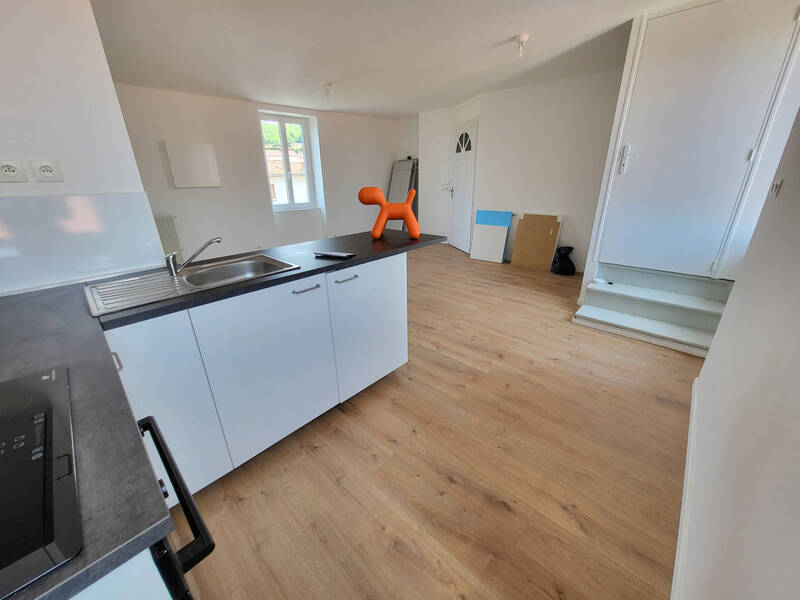 Rent apartment appartement 3 rooms 57 m² in Aubière 63170 - 765 €