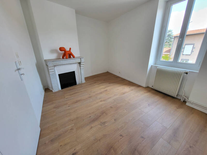 Rent apartment appartement 3 rooms 57 m² in Aubière 63170 - 765 €