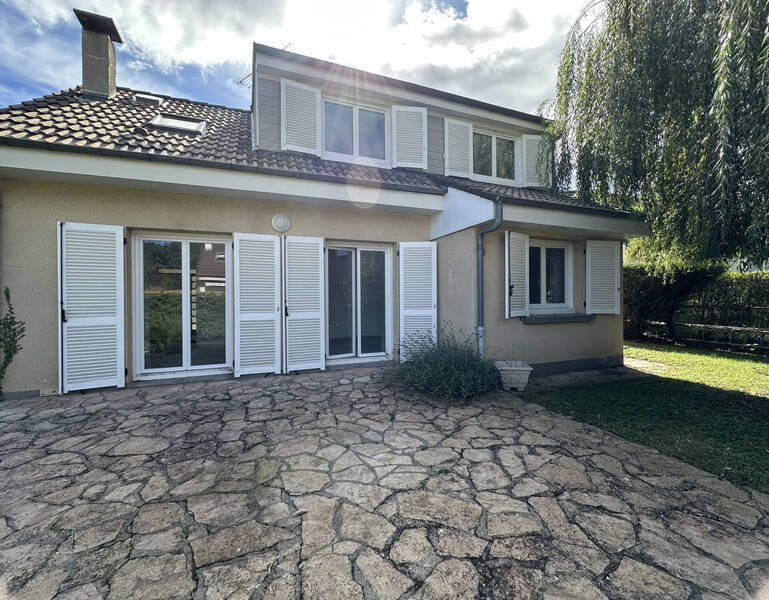 Rent house maison 4 rooms 99 m² in Durtol 63830 - 1 300 €