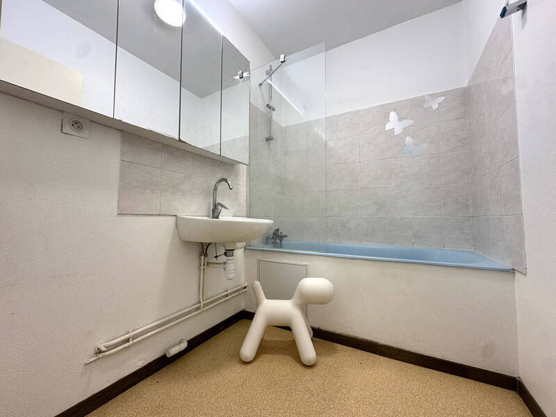 Rent apartment appartement 4 rooms 73.25 m² in Clermont-Ferrand 63100 - 875 €