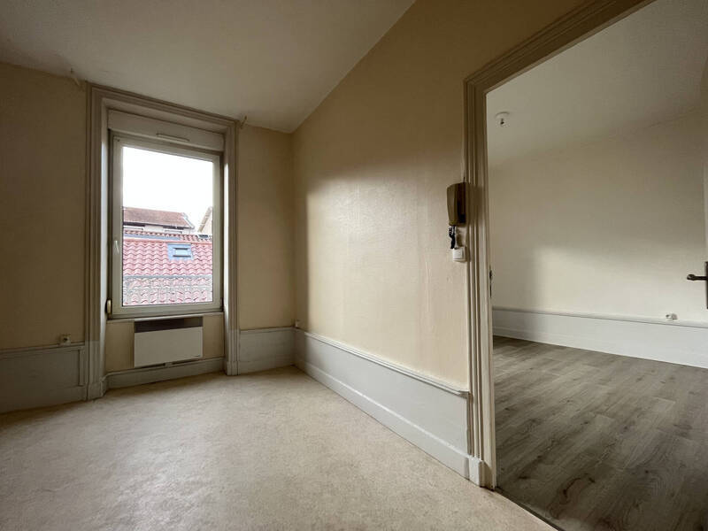 Rent apartment appartement 2 rooms 25 m² in Beaumont 63110 - 410 €
