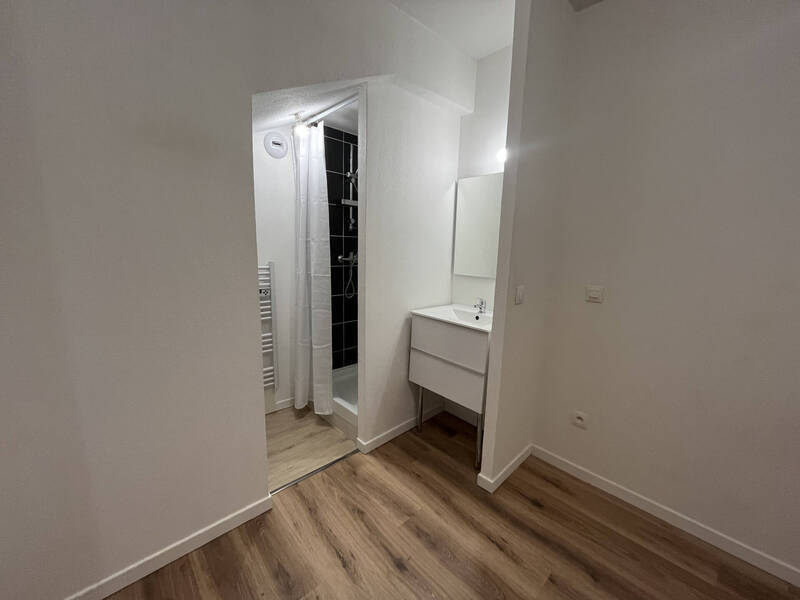 Rent apartment appartement 1 room 25 m² in Aubière 63170 - 503 €