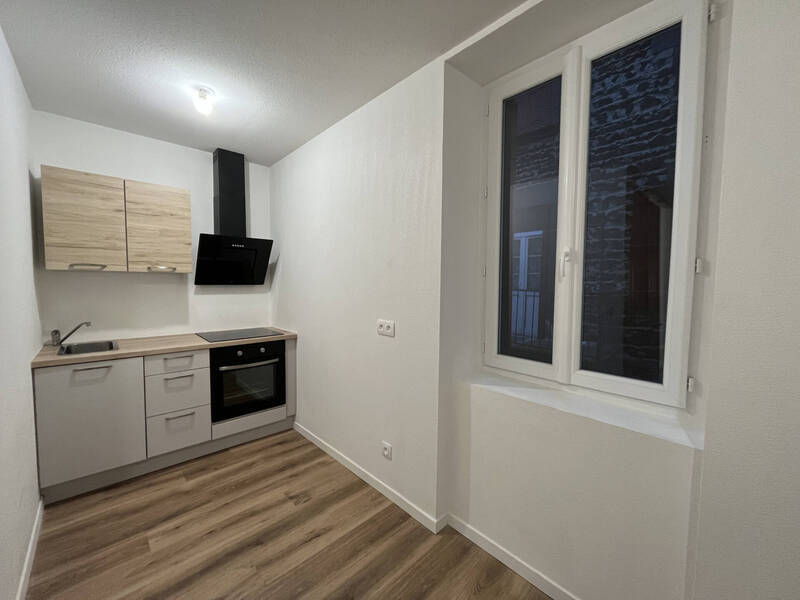 Rent apartment appartement 1 room 25 m² in Aubière 63170 - 503 €