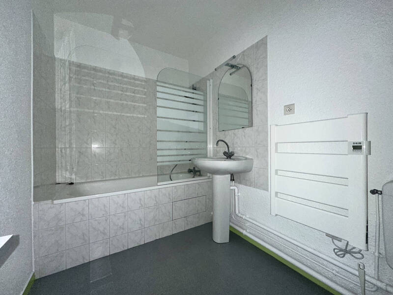 Location appartement 1 pièce 21.88 m² à Aubière 63170 - 435 €