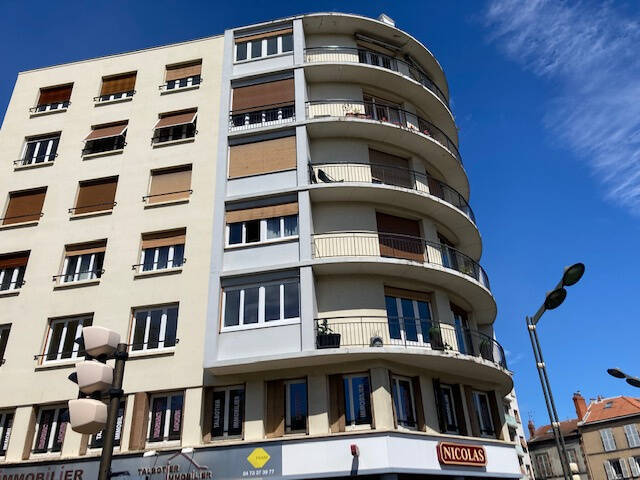 Rent apartment appartement 5 rooms 100 m² in Chamalières 63400 - 1 220 €