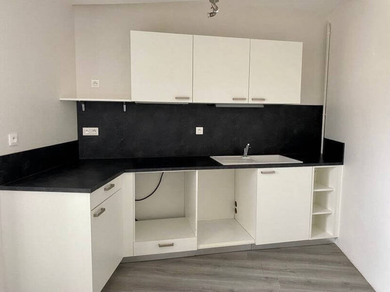 Location appartement 2 pièces 38 m² à Aubière 63170 - 587 €