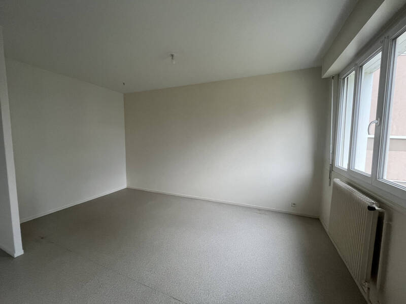 Location appartement 3 pièces 82 m² à Beaumont 63110 - 860 €