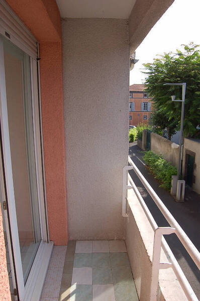 Location appartement 1 pièce 21.48 m² à Aubière 63170 - 390 €