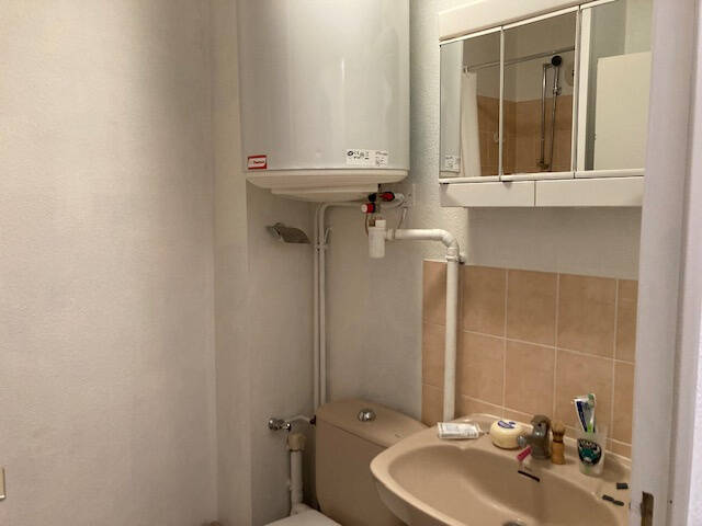 Location appartement 1 pièce 21.48 m² à Aubière 63170 - 390 €