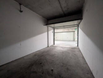 Location parking garage 14 m² à Aubière 63170 - 80 €
