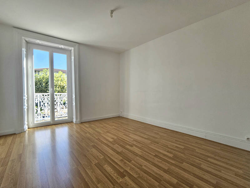Location appartement 2 pièces 40 m² à Aubière 63170 - 600 €
