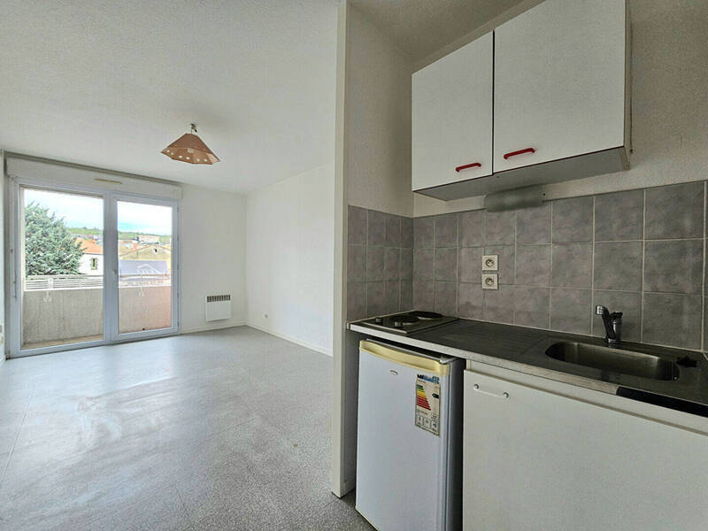 Location appartement 1 pièce 22 m² à Aubière 63170 - 400 €