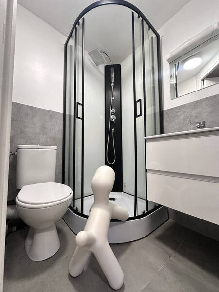 Location appartement studio 1 pièce 19 m² à Clermont-Ferrand 63000 - 490 €