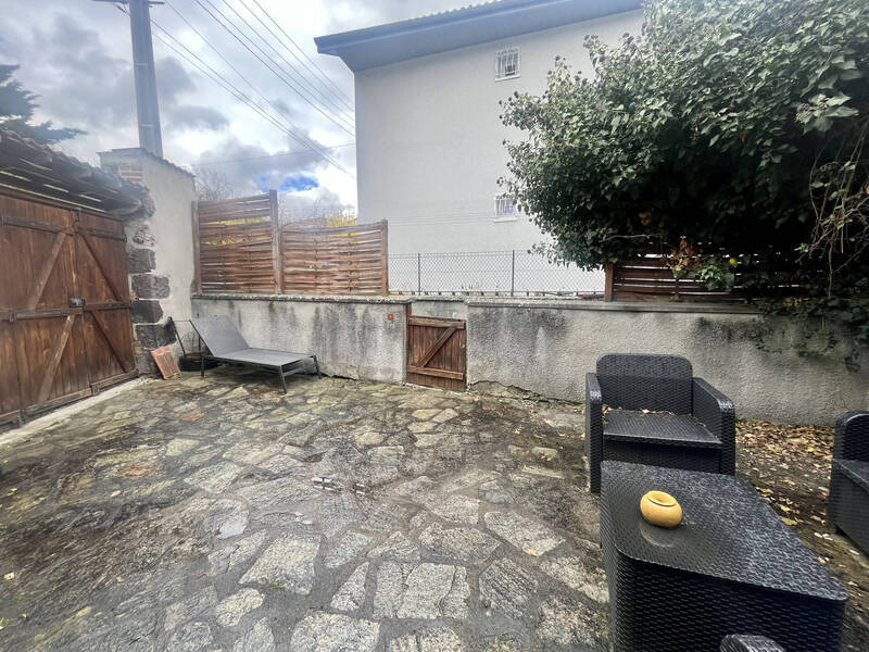 Location maison 3 pièces 63 m² à Ceyrat 63122 - 815 €