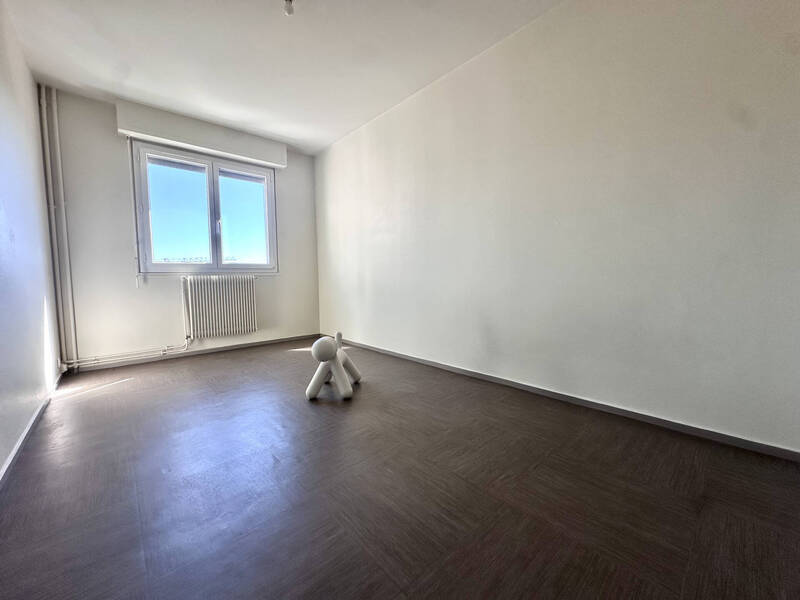 Location appartement 4 pièces 80.75 m² à Beaumont 63110 - 760 €