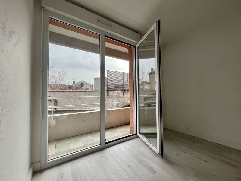 Location appartement 1 pièce 21.48 m² à Aubière 63170 - 390 €