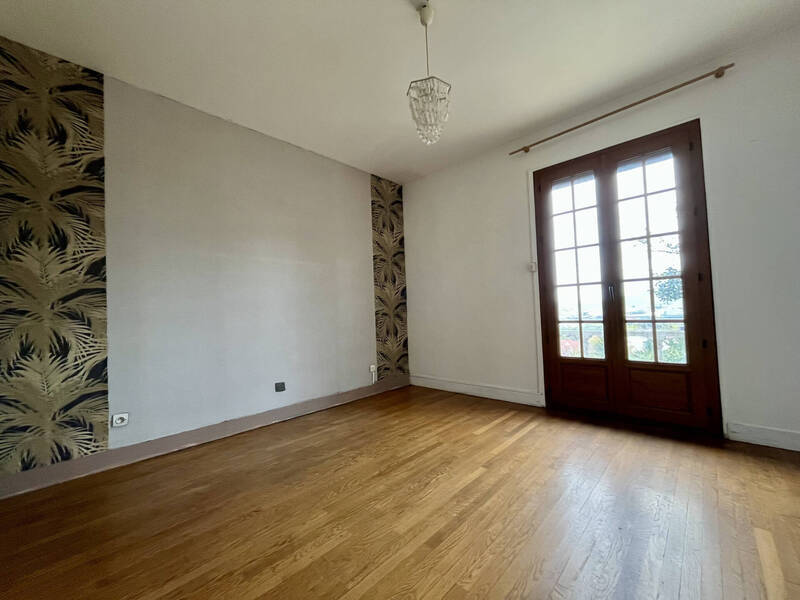 Rent house maison 4 rooms 80 m² in Pérignat-lès-Sarliève 63170 - 990 €