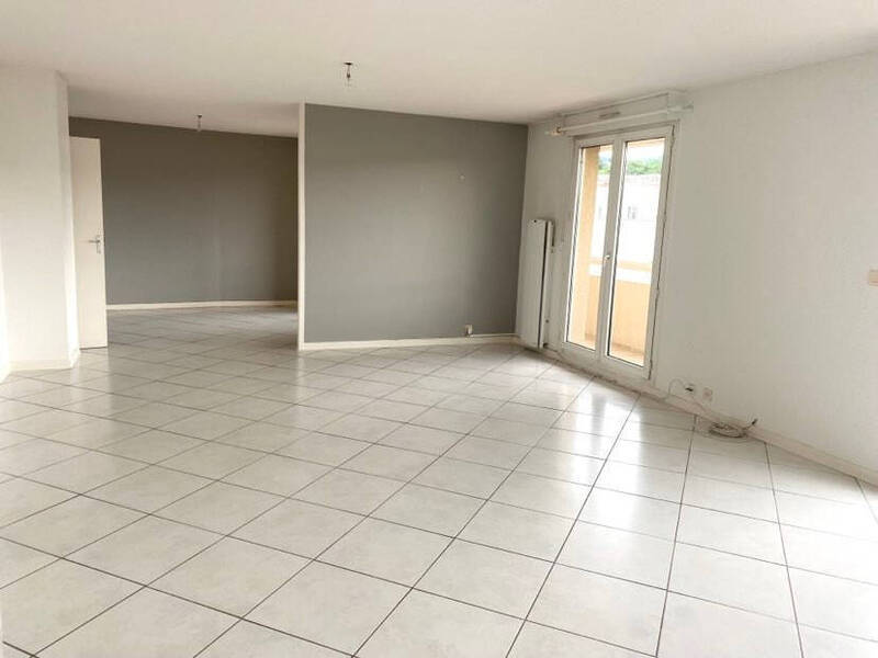 Location appartement 5 pièces 122 m² à Clermont-Ferrand 63000 - 1 065 €
