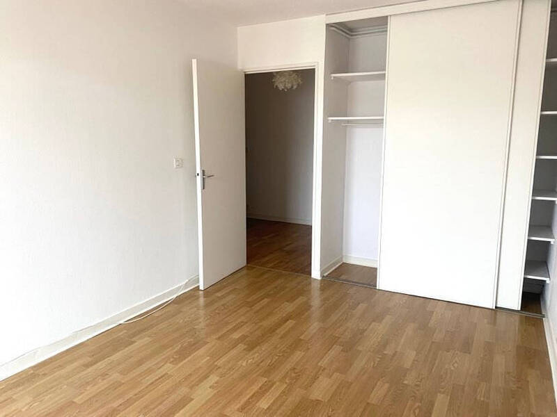 Location appartement 5 pièces 122 m² à Clermont-Ferrand 63000 - 1 065 €
