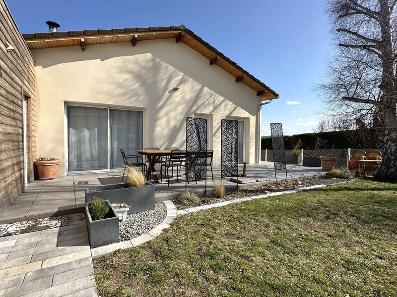 Location maison 4 pièces 108.58 m² à Pérignat-lès-Sarliève 63170 - 1 420 €