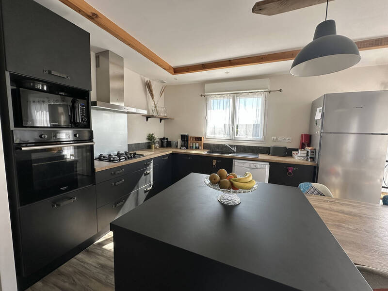 Location maison 4 pièces 108.58 m² à Pérignat-lès-Sarliève 63170 - 1 420 €