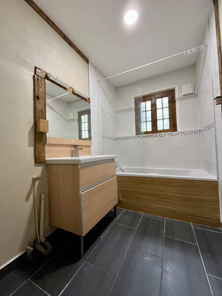 Location maison 4 pièces 80 m² à Pérignat-lès-Sarliève 63170 - 1 045 €