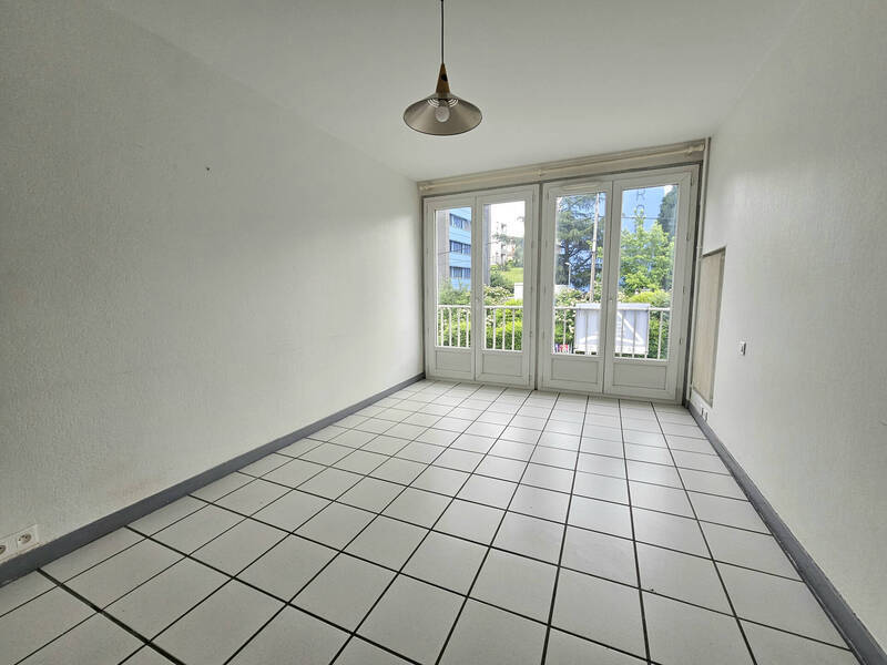 Rent apartment appartement 2 rooms 34 m² in Clermont-Ferrand 63000 - 590 €
